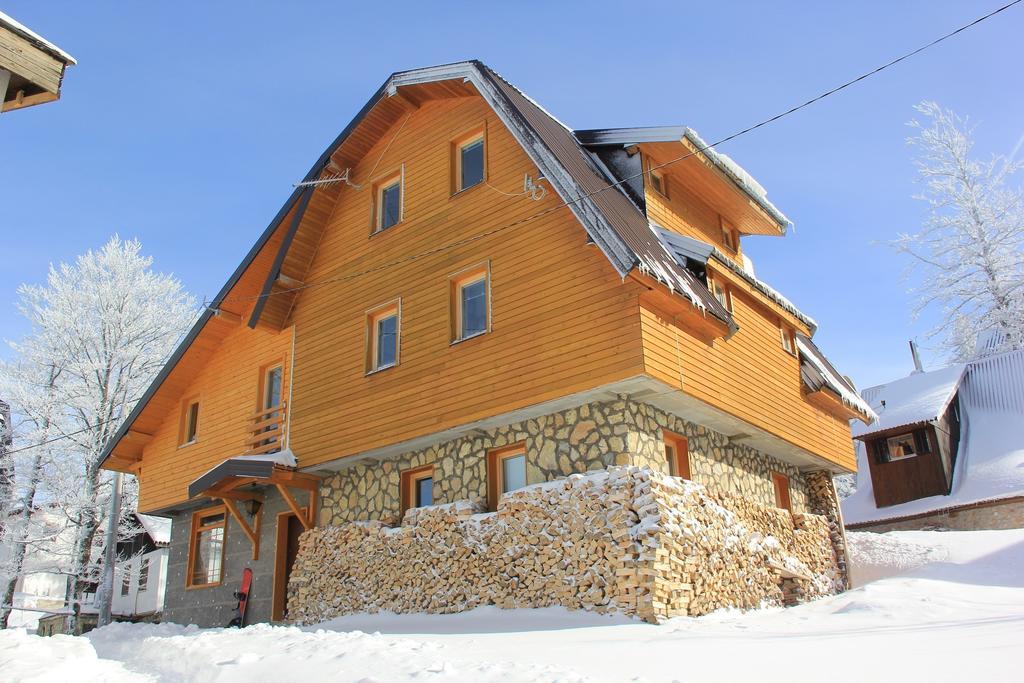 Apartments Prijatelji Яхорина Екстериор снимка