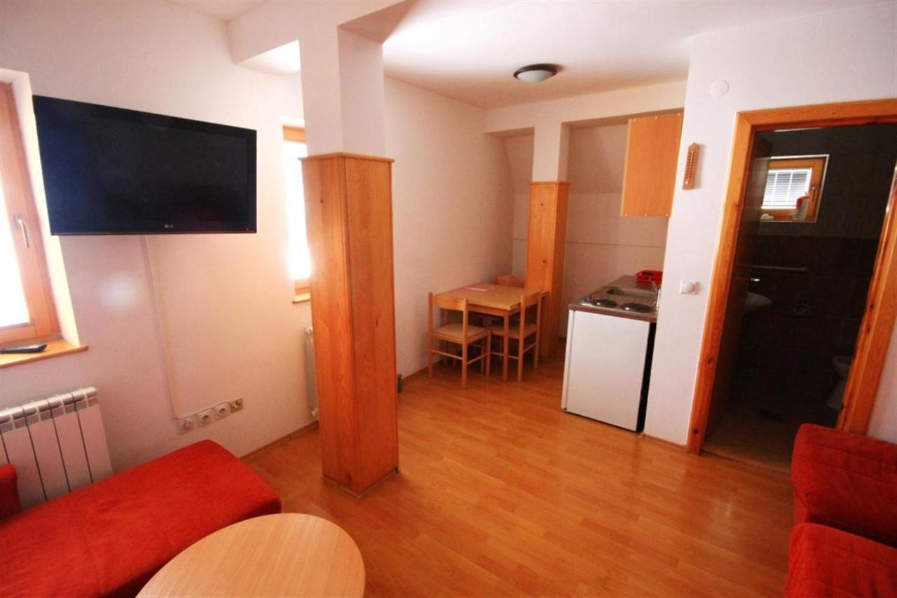 Apartments Prijatelji Яхорина Екстериор снимка